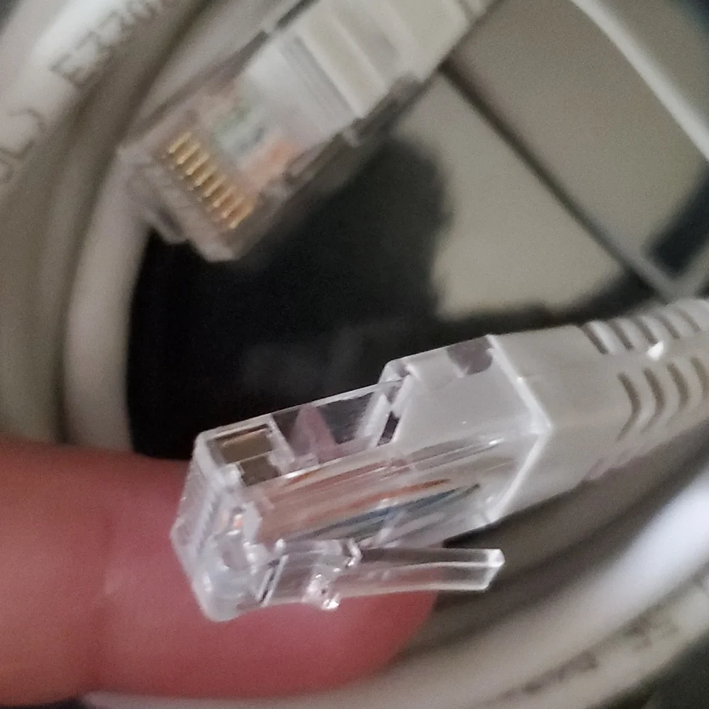 Staples Cat5e 7 foot cable